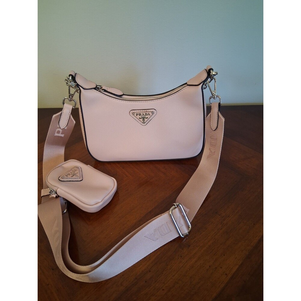 Prada Re-Edition 2005 Saffiano Leather Bag Pink